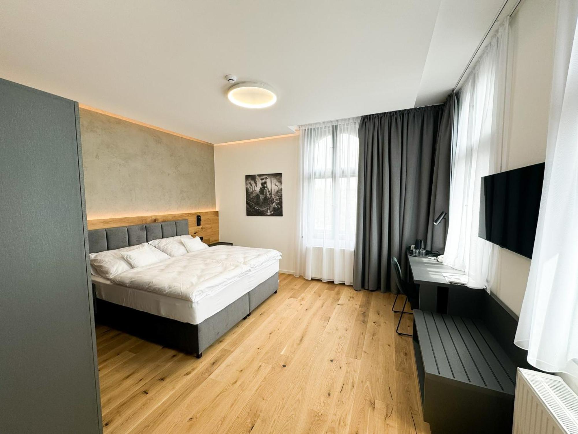Jan Maria Hotel 4*